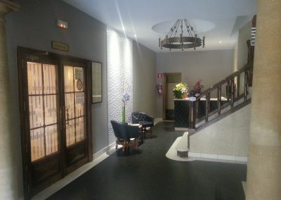 Hotel-Gaudi-Recepcion