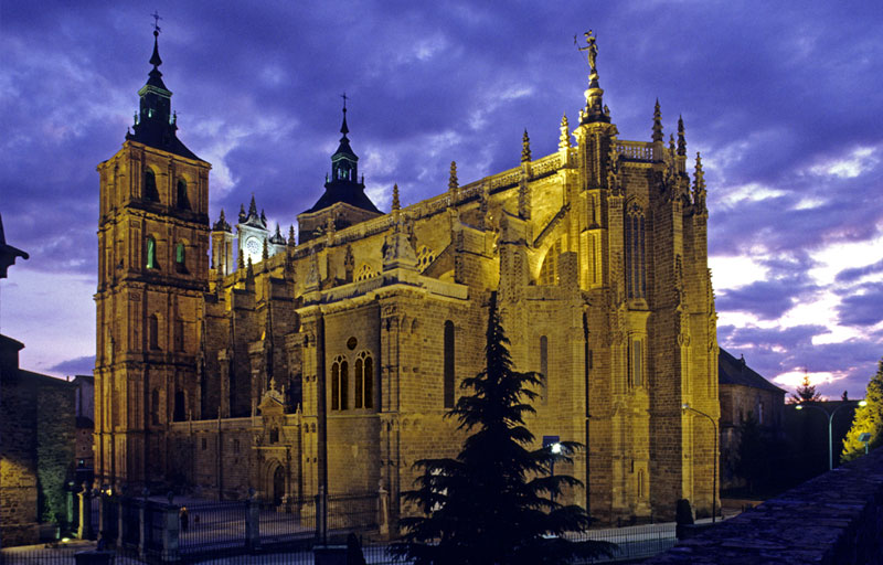 Kathedrale Santa María und Kathedralmuseum