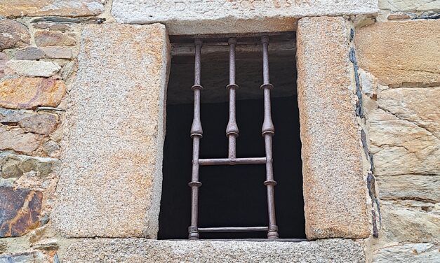 Brotherhood of Saint Stephen and the Wall-Enclosed Cell