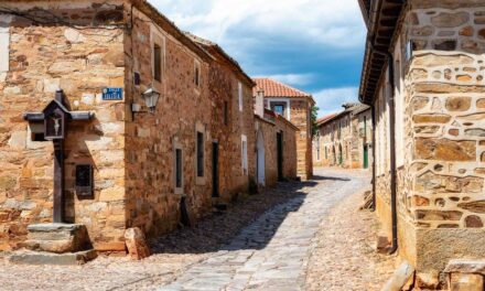 ASTORGA Y CASTRILLO DE LOS POLVAZARES EN TRAVELPHOTO MAGAZINE