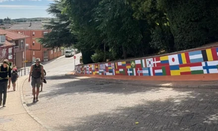 MURAL DE BIENVENIDA A LOS PEREGRINOS
