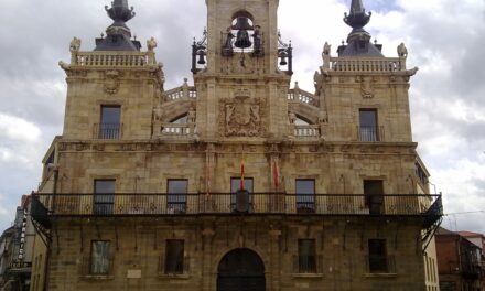 ASTORGA EN EL SUPLEMENTO VIAJAR DE EL PERIÓDICO