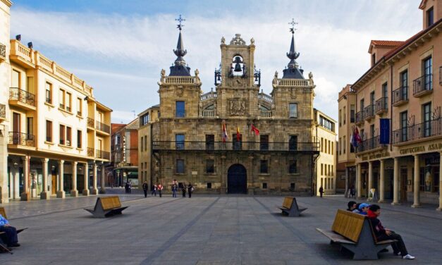 La Vuelta Ciclista Femenina llegará a Astorga el 7 de mayo