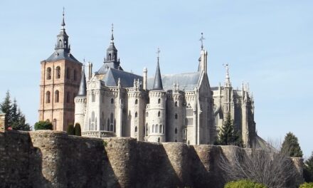 ASTORGA EN KELUGARES