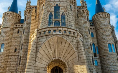 EL PALACIO DE GAUDI EN ARCHITECTURAL DIGEST